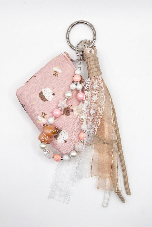 XXL Bagcharm "Capybara Beige"
