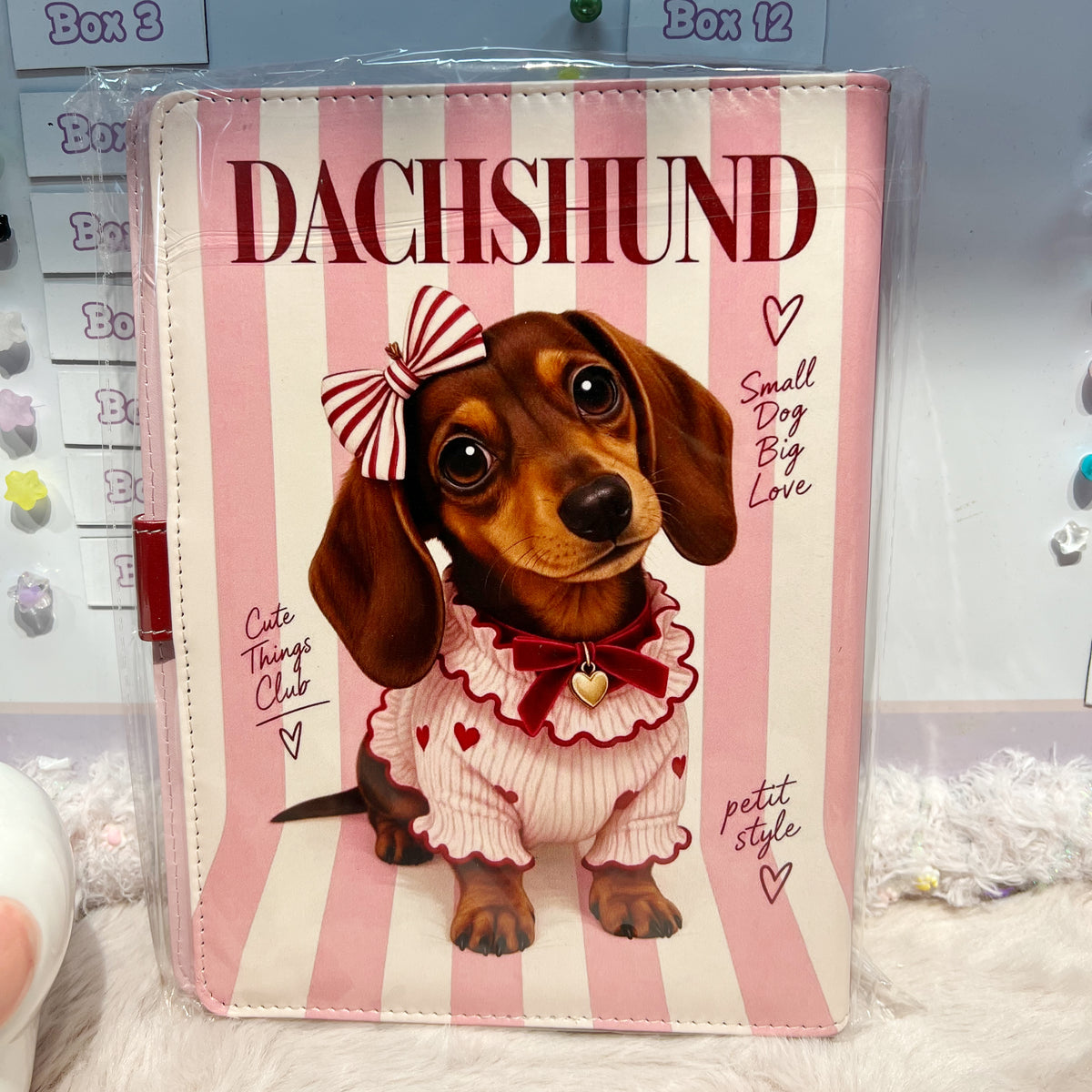 A5 Binder „Cute Dachshund“ – Rosa Dackel Design mit 6-Ring-Mechanik